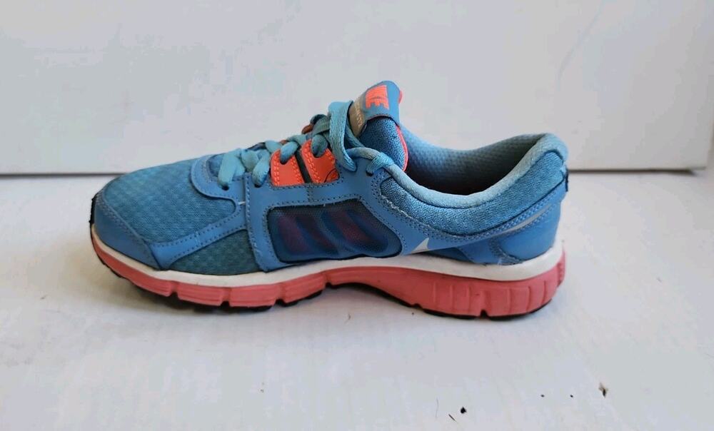 Womens 8 Nike Dual Fusion ST2 Sneakers Blue Pink Athletic Shoe Running Hiking